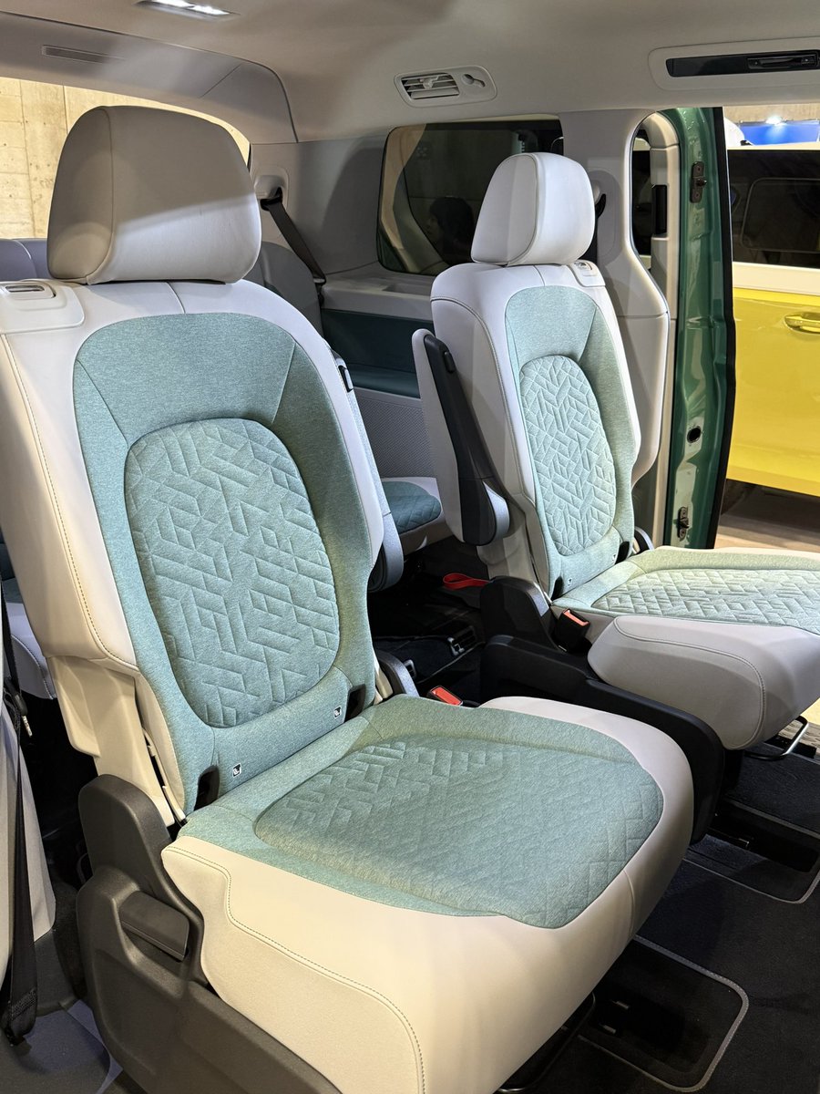 mijyu_official's tweet image. 先約が入っていて泣く泣く発表会に行けなかったのだけど今日やっと見れて幸せ

#IDBuzz #ワーゲンバス