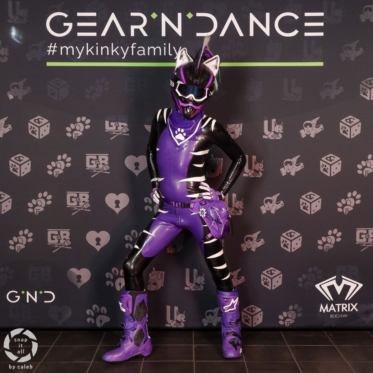 Gear n dance party