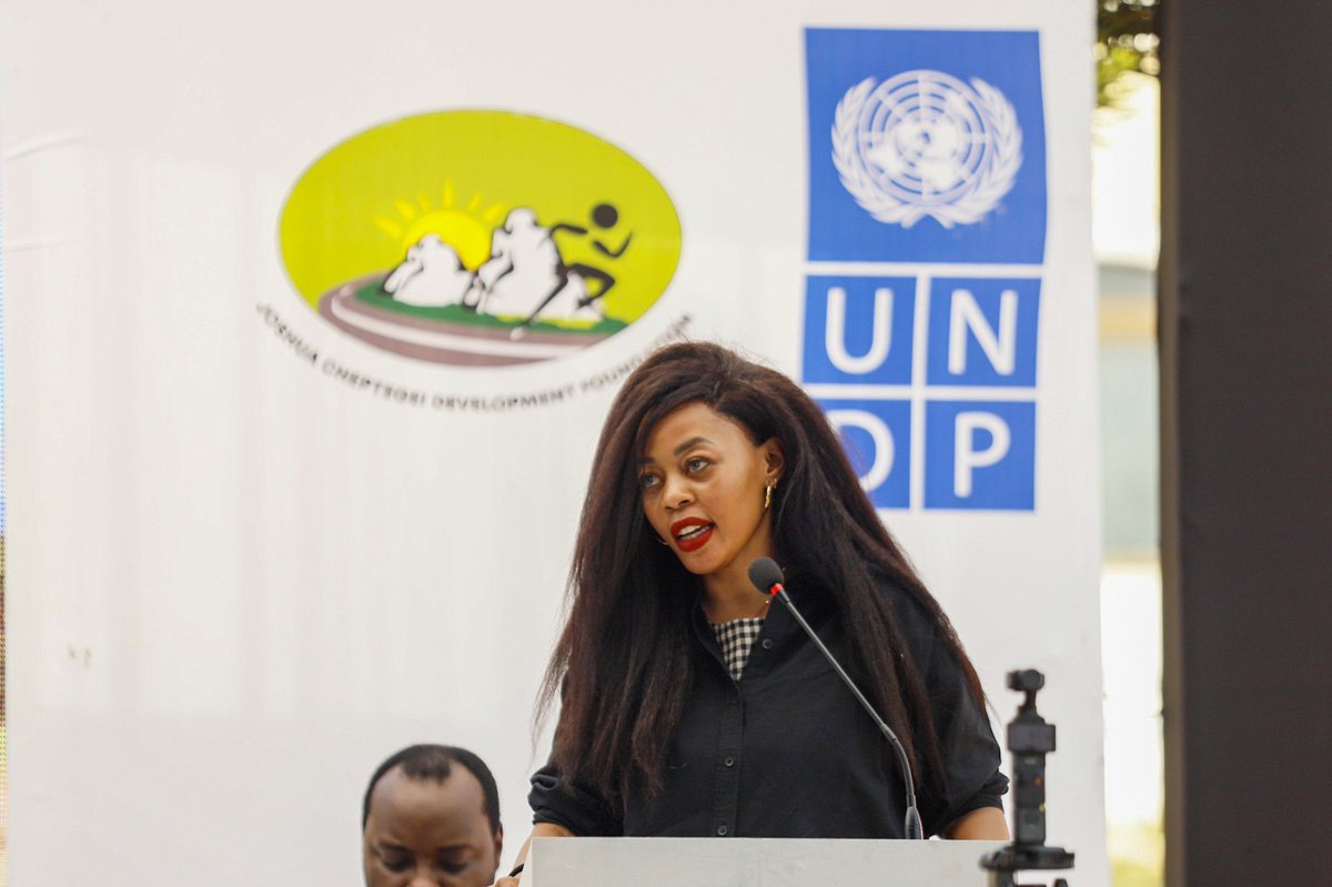 Elgonmarathon's tweet image. For most Ugandans sport is the bridge from humble beginnings to extraordinary achievements
This is not just an about sports, itβs a powerful tool for development.
β Amb. Judyth Nsababera, Ugandan Ambassador in China Guangzhou
#UNDPElgonHalfMarathon
#RunwithJoshua