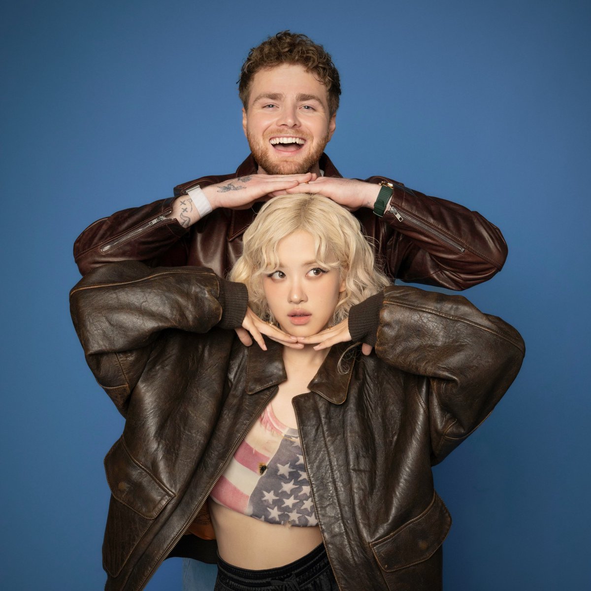 BP_Achievements's tweet photo. Alex Warren &amp; ROSÉ's ‘On My Mind’ debuts at #3 on 🇬🇧 UK iTunes Chart

- It becomes the highest debut position by a K-Pop Act in history. https://t.co/v0CAHCNkiU