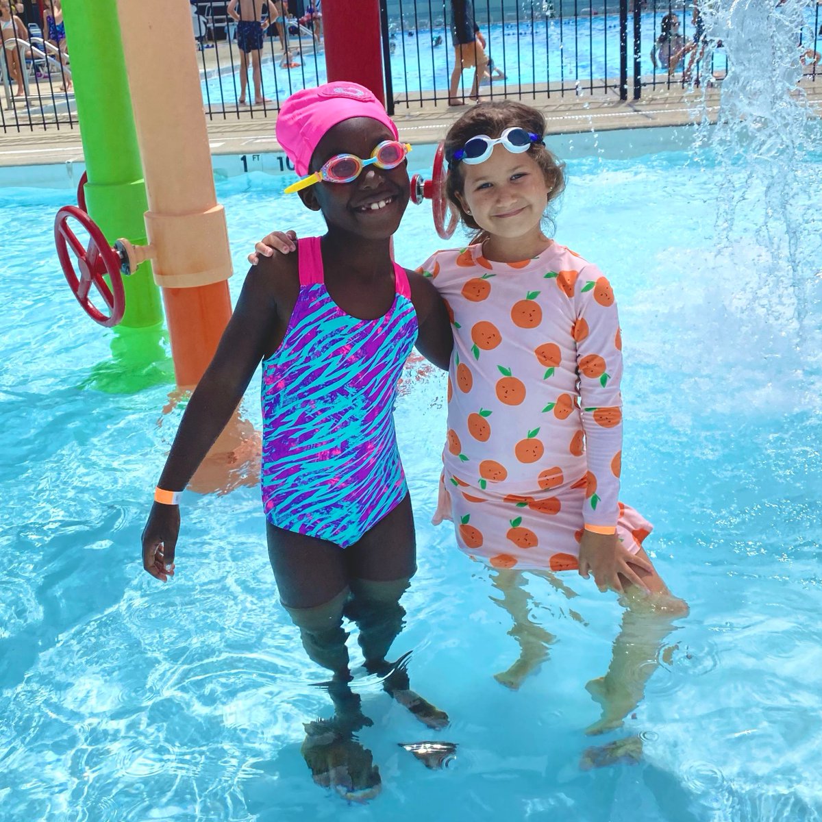 Make a Splash: Host an Unforgettable Pool Birthday Party!🎈 

Get ready for the ultimate birthday bash at Ridgeland Common’s activity rooms and Ridgeland Pool! Let’s create a splash-tastic celebration full of fun and memories: pdop.org/pool-birthday-…

#oakparkil