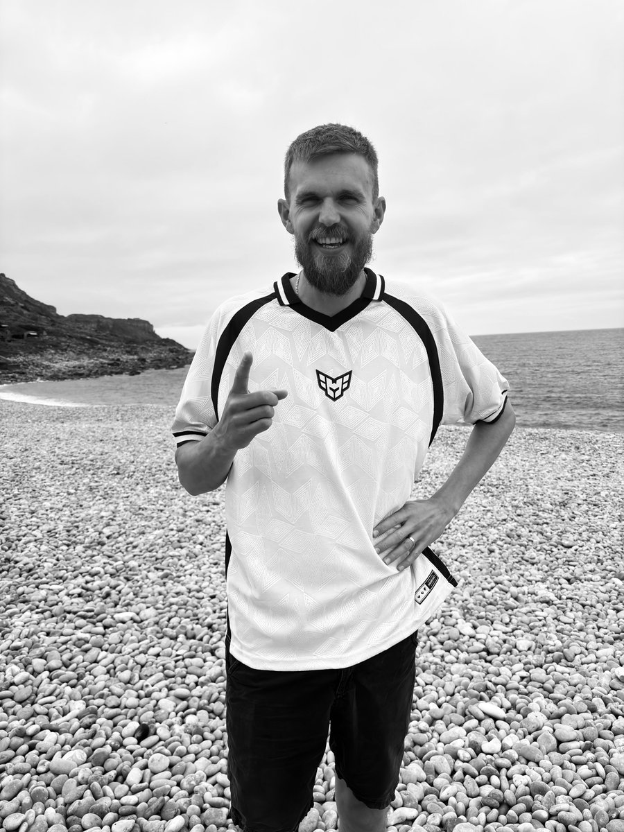 Tony White tweet media