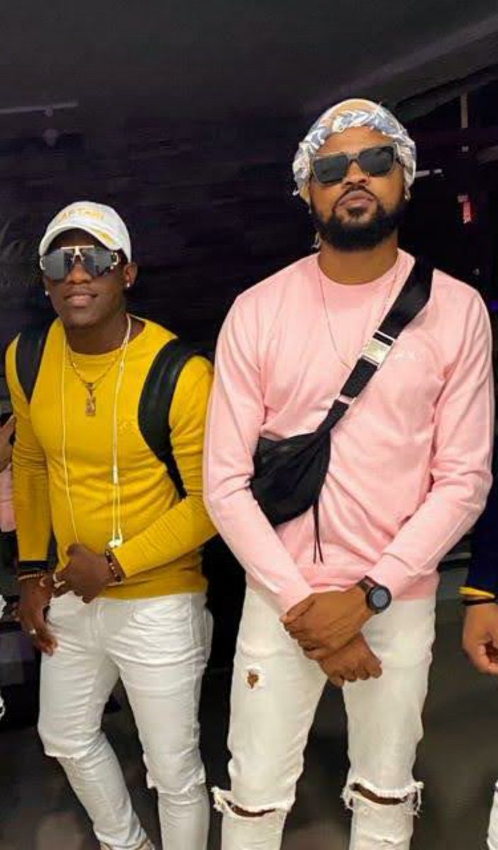 WildFrapman's tweet photo. HBD to u My #Chanpyon 🍾🎤🎤🎊🎊💫🎊💵🫂 El fenomino ..My #Superstarrr @roodyroodboy 💫💫kite etwal ou kontinye briye jiskobou.....enjoy
Kontinye abone ak paj Youtube la👇👇🔥
https://t.co/tgwwQOMuQz https://t.co/s7zWYRy8eW