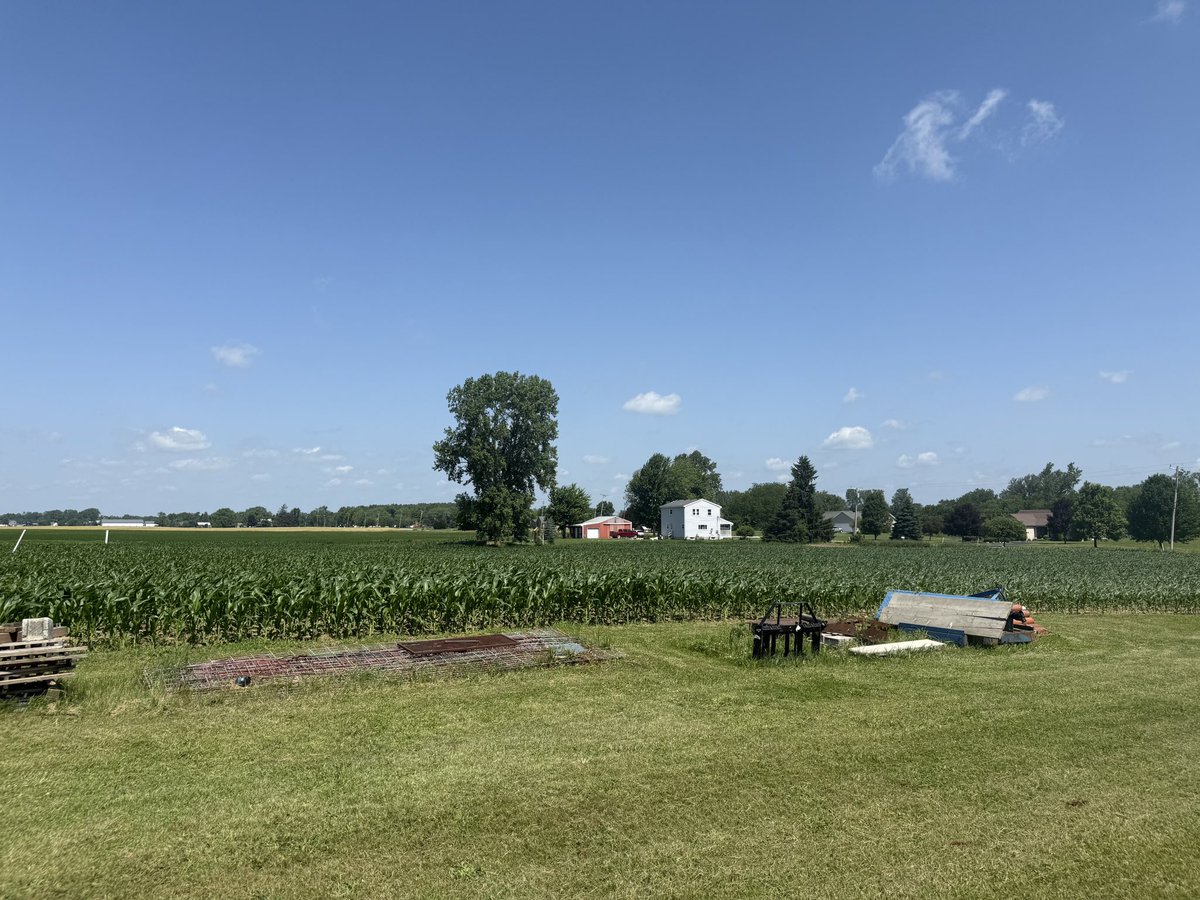 ted_rath's tweet image. Showing our kids the hometown we grew up in is always a fun trip down memory lane…
A great opportunity for reflection!!!
.
.
.
#tedwalk #dailydeposits #defaulturgent #BeyondComfort