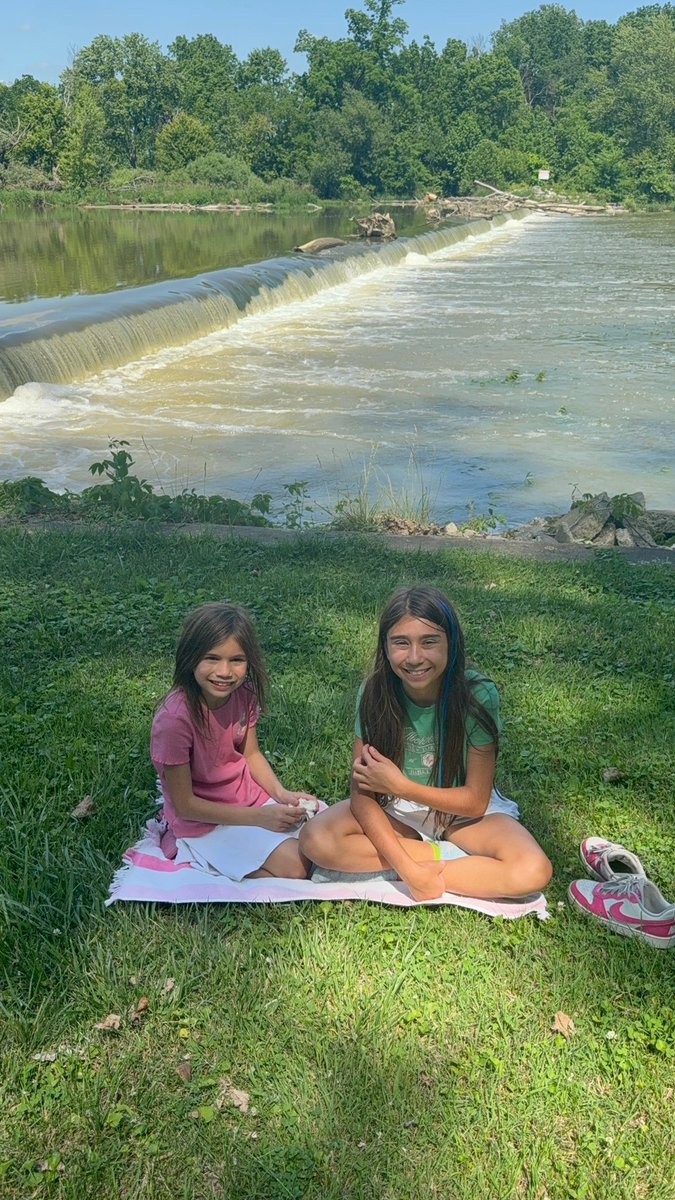 ted_rath's tweet image. Showing our kids the hometown we grew up in is always a fun trip down memory lane…
A great opportunity for reflection!!!
.
.
.
#tedwalk #dailydeposits #defaulturgent #BeyondComfort