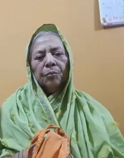 Voice of Bangladeshi Hindus 🇧🇩 (@vhindus71) on Twitter photo Chinmoy Krishna Prabhu’s mother has appealed to everyone for help for him. She said that the Lord Jagannath Himself will destroy demons like Muhammad Yunus <a href="/ChiefAdviserGoB/">Chief Adviser of the Government of Bangladesh</a>.
#FreeChinmoyKrishnaDas
#HindusUnderAttackInBangladesh Chinmoy Krishna Prabhu’s mother has appealed to everyone for help for him. She said that the Lord Jagannath Himself will destroy demons like Muhammad Yunus <a href="/ChiefAdviserGoB/">Chief Adviser of the Government of Bangladesh</a>.
#FreeChinmoyKrishnaDas
#HindusUnderAttackInBangladesh