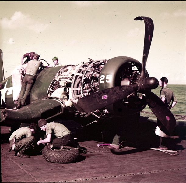 TodaysDocument's tweet image. Salvaging Parts of Damaged Vought "Corsair" F4Us Aboard the USS Bennington (CV-20)
catalog.archives.gov/id/178141298