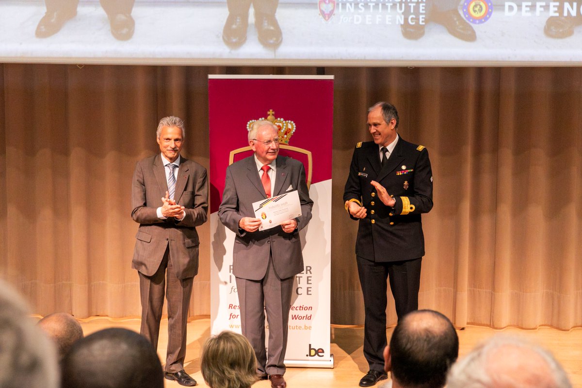 On 21 June 2025, on the occasion of the 20th anniversary of the High Studies in Security and Defence or “4th Cycle”, Belgium’s senior course for security practitioners, <a href="/EgmontInstitute/">Egmont Institute</a> and the <a href="/RHID_IRSD_KHID/">RHID</a> honoured General Jef Van den Put, founding father of the course, and