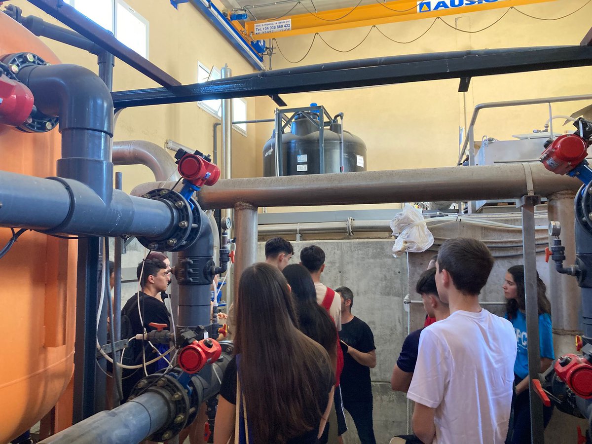 💧 Avui, en el marc del FÒRUM de Joves Talents de Catalunya, hem organitzat una visita a l'ETAP de #SantaMariadeMerlès per conèixer de primera mà com es tracta i es distribueix l’aigua potable als municipis de Sagàs, Santa Maria de Merlès, Gaià, Prats de Lluçanès, Oristà i Sant