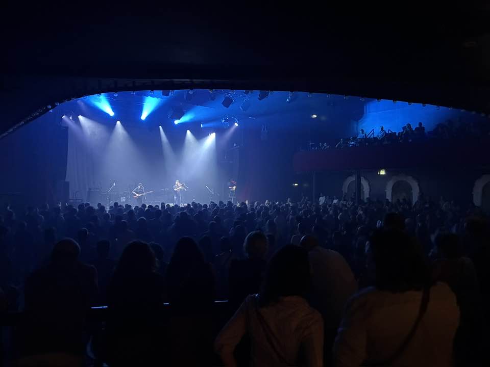 Gigantic Night <a href="/bataclan_/">Bataclan</a> last night &gt; opening for <a href="/thethe/">THE THE</a> &gt; 👋👋👋
"A broken soul stares from a pair of watering eyes
Uncertain emotions force an uncertain smile"