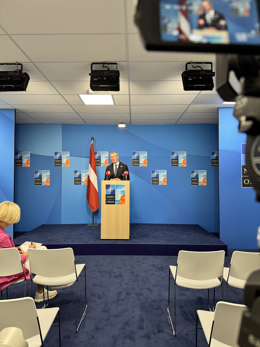 Dziraa's tweet image. NATO samits Hāgā