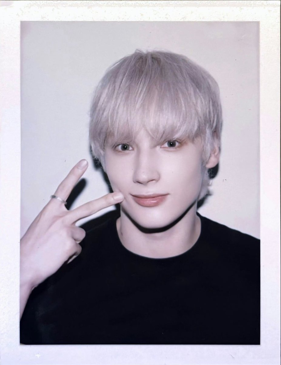 txt_sarangdan2's tweet photo. 웨이보 휴닝카이 ♡ https://t.co/KNg4DY4QAO