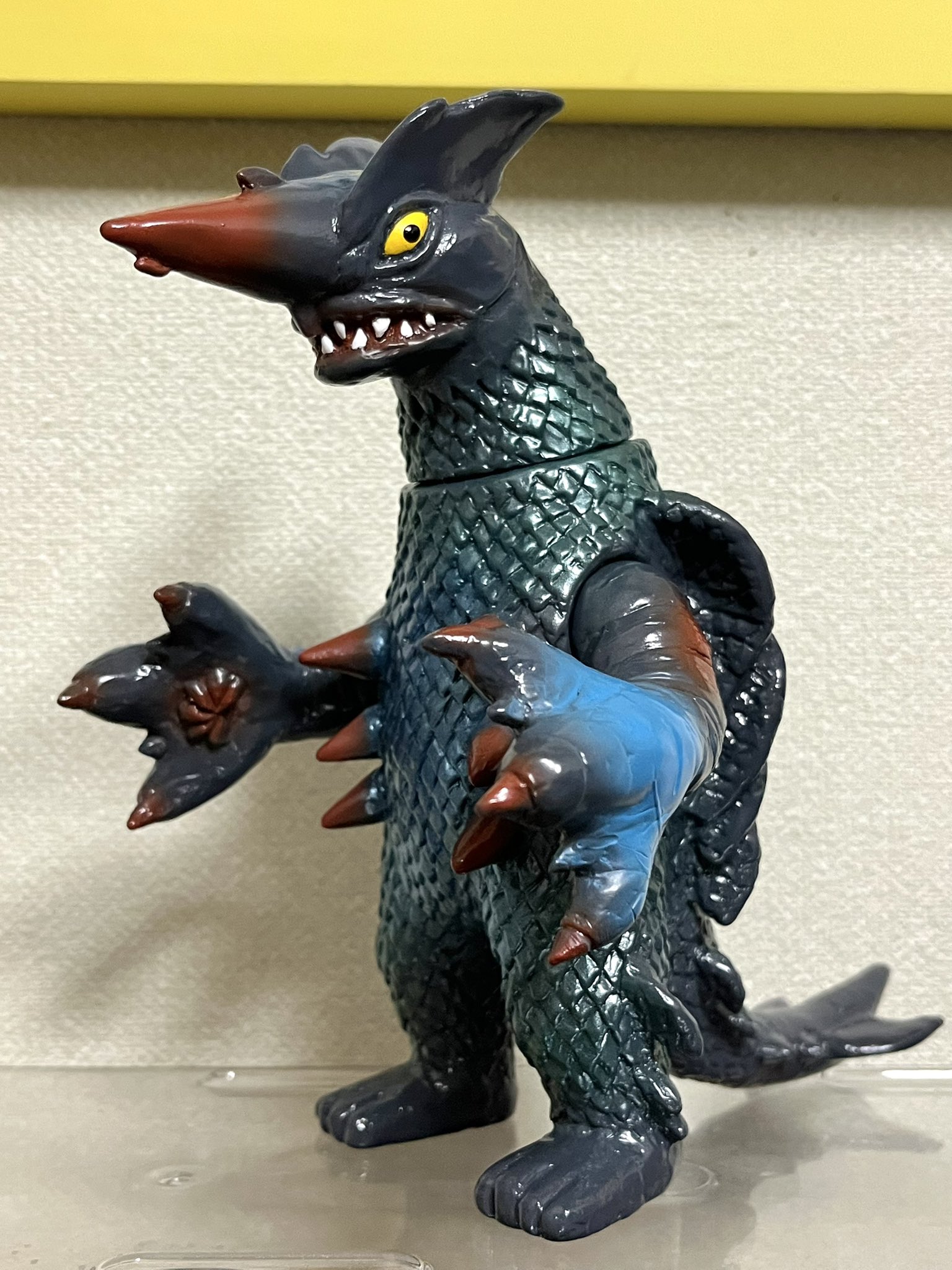 飯テロ⁈ お寿司の怪獣とかハイセンスすぎだろw ヤモマークさんの