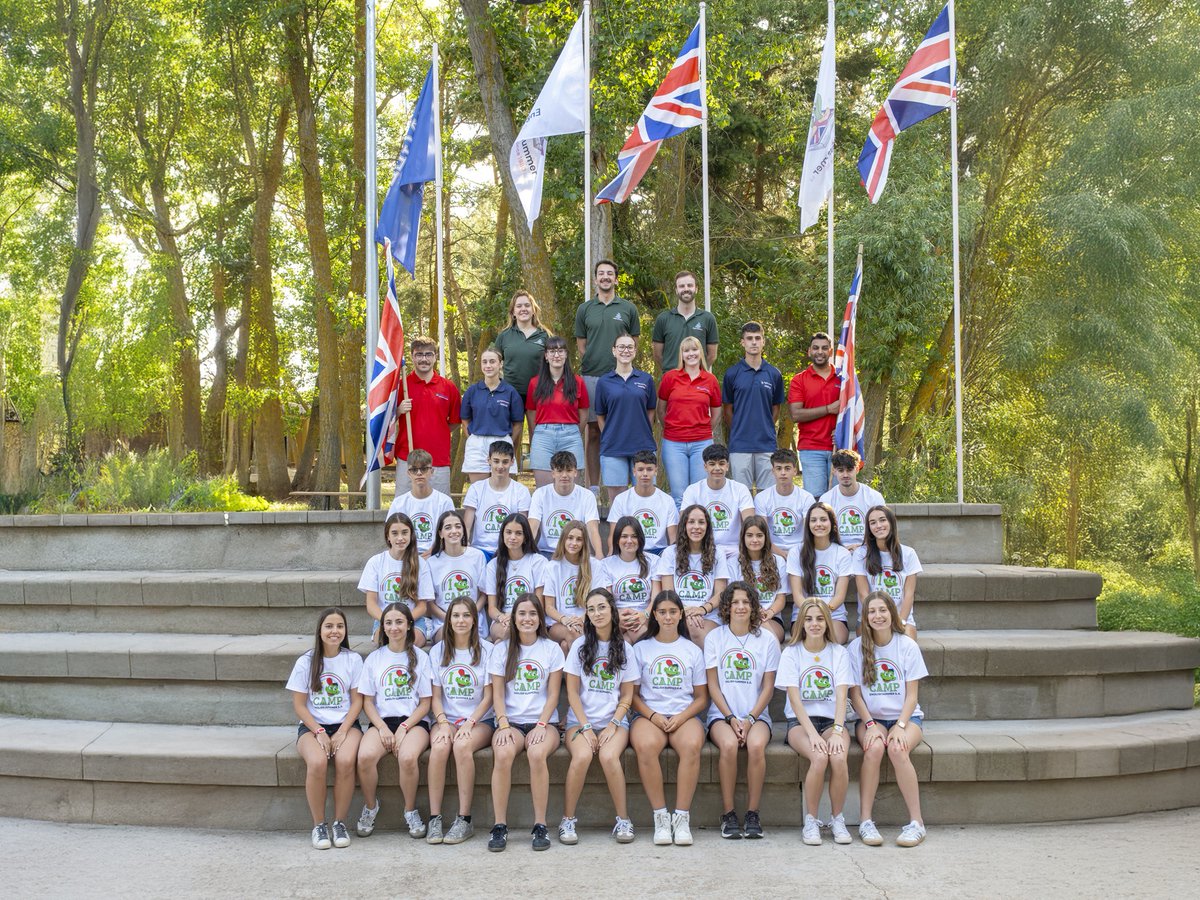 📸First groups, first smiles!🤩
Thank you, campers, for all the laughs, games &amp; energy!
You made this start unforgettable!💚 
Week 1✅#SummerCamps #Week1 #campamento2025 #ESTamarit #ESPrades