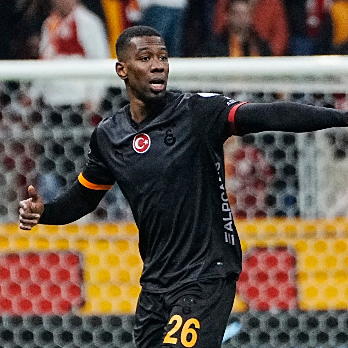 Özel 🔥 

Galatasaray, Carlos Cuesta'yı kiralık gönderme peşinde.