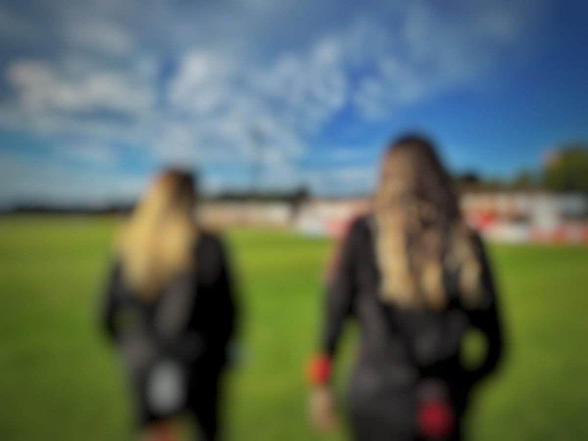 Stourbridge FC Women (@stourbridgewfc) on Twitter photo Still here. 
Still putting in the work. ๐
A familiar face staying for another season ๐
Announcement coming soon.
#StourbridgeWFC #Glassgirls Still here. 
Still putting in the work. ๐
A familiar face staying for another season ๐
Announcement coming soon.
#StourbridgeWFC #Glassgirls