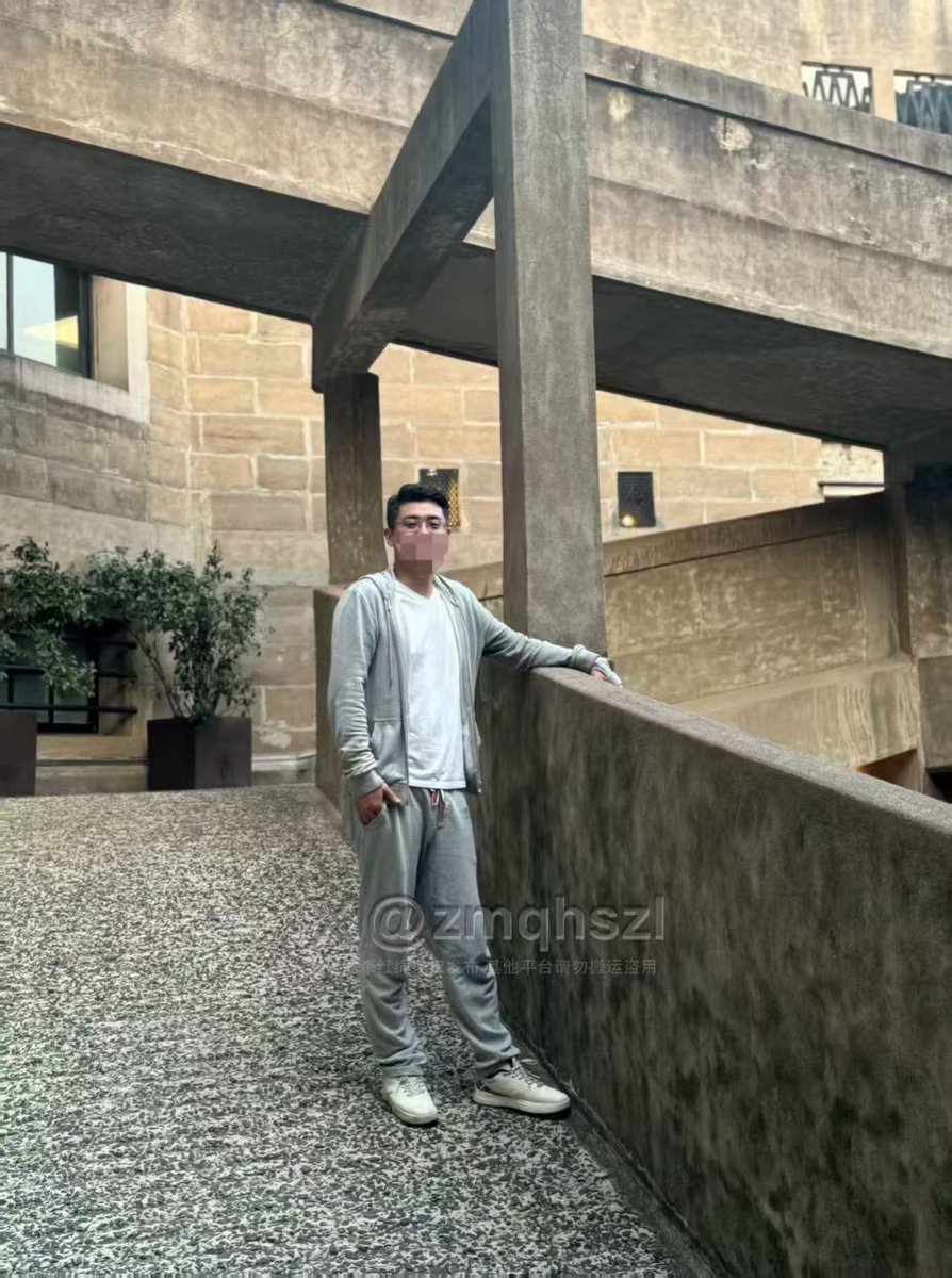 🔴【优质推荐】D2-250627-13
【上海】Male Dom/Sado 
<a href="/OnlyOneSayLove/">爱德华 半缘修道半缘君</a> 个人介绍，要求和联系方式见下图，素质交友礼貌交流，请注意人身安全，避免财物损失，有意请自行联系

上推荐/了解更多同城信息/加各地微信群/圈内教程/请扫置顶二维码进入平台