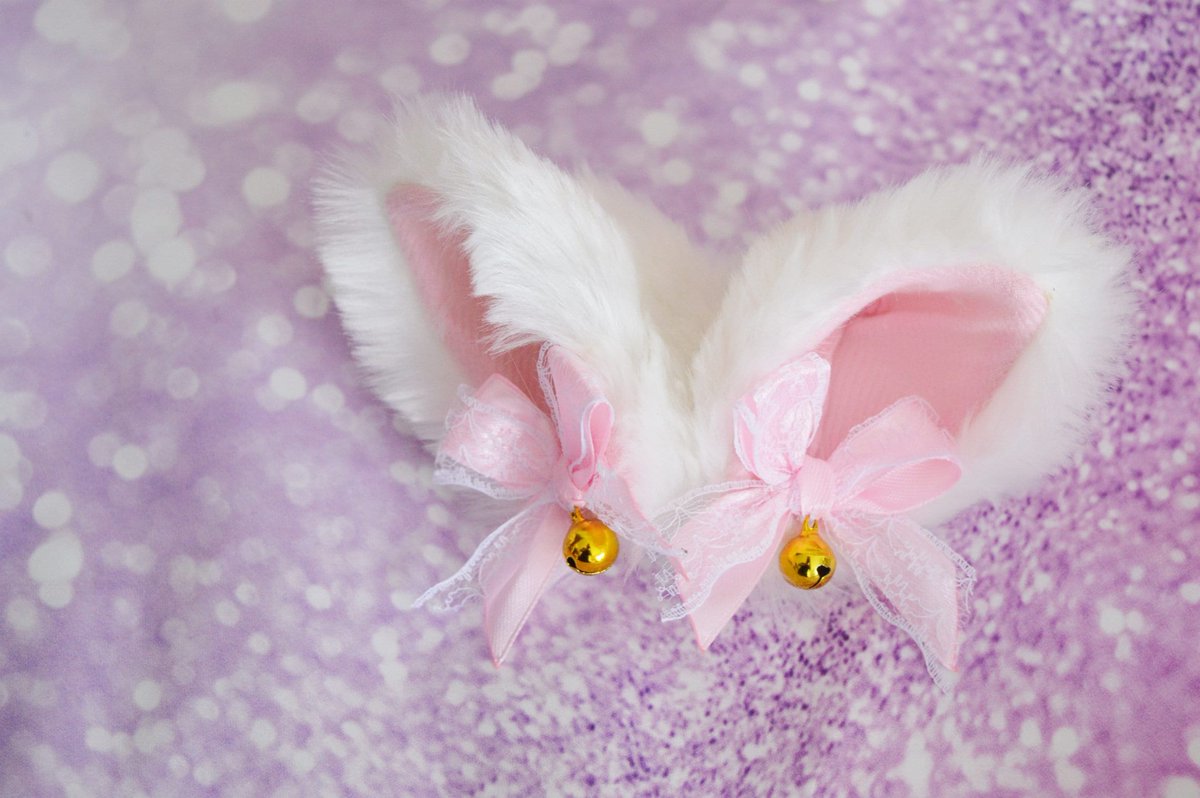 Nekollars's tweet image. Made to order - Kitten play clip on cat ears with bows and golden bell - neko lolita costume - kitten play gear accessories white and pink tuppu.net/e63a2c6f #Etsy #Nekollars #ClipOn