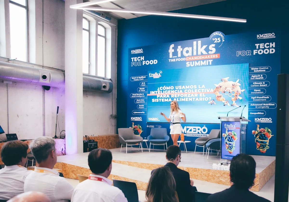 🌱 Microbrotes, packaging inteligente y comida de laboratorio: Valencia y el futuro de la alimentación

📍 Food Talks Summit de <a href="/kmzerohub/">kmzerohub</a> ha reunido a expertos, startups e inversores para explorar innovación y sostenibilidad en el sector agroalimentario

<a href="/lasprovincias/">LAS PROVINCIAS</a> 📚