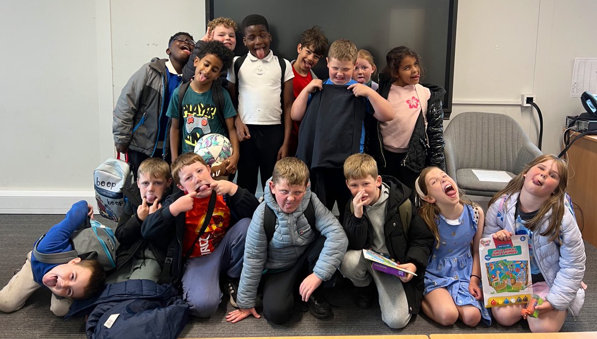Our last little class photo as P3! 🫶 It has been an absolute joy teaching you all this year and watching you grow in confidence! So many wonderful memories together and endless laughter! Have a great summer and I can’t wait to see you all in August 💙