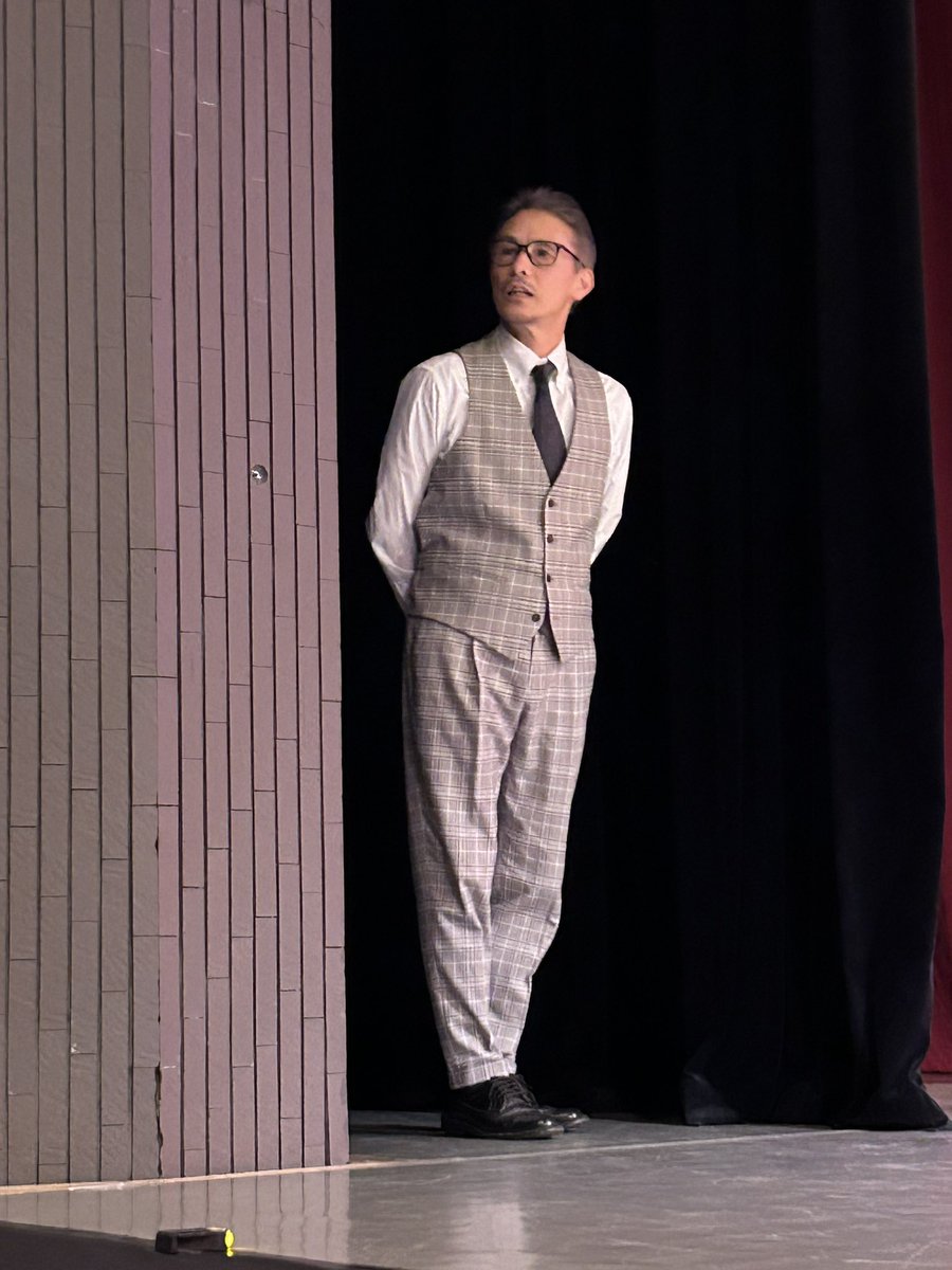 aminoMASAvital's tweet image. バレエミュージカル「カルメン」を観劇させていただきました😊
上島さん演出、振付✨️
愛とは、、、美しく、儚く、時には狂気にもなる。素敵な作品でした。
東山のミツさんがカテコで目が合った時の反応が面白かった🤣本編は難しい楽曲を素敵に唄われてて流石でした😍
それにしても上島さんイケおじ😍