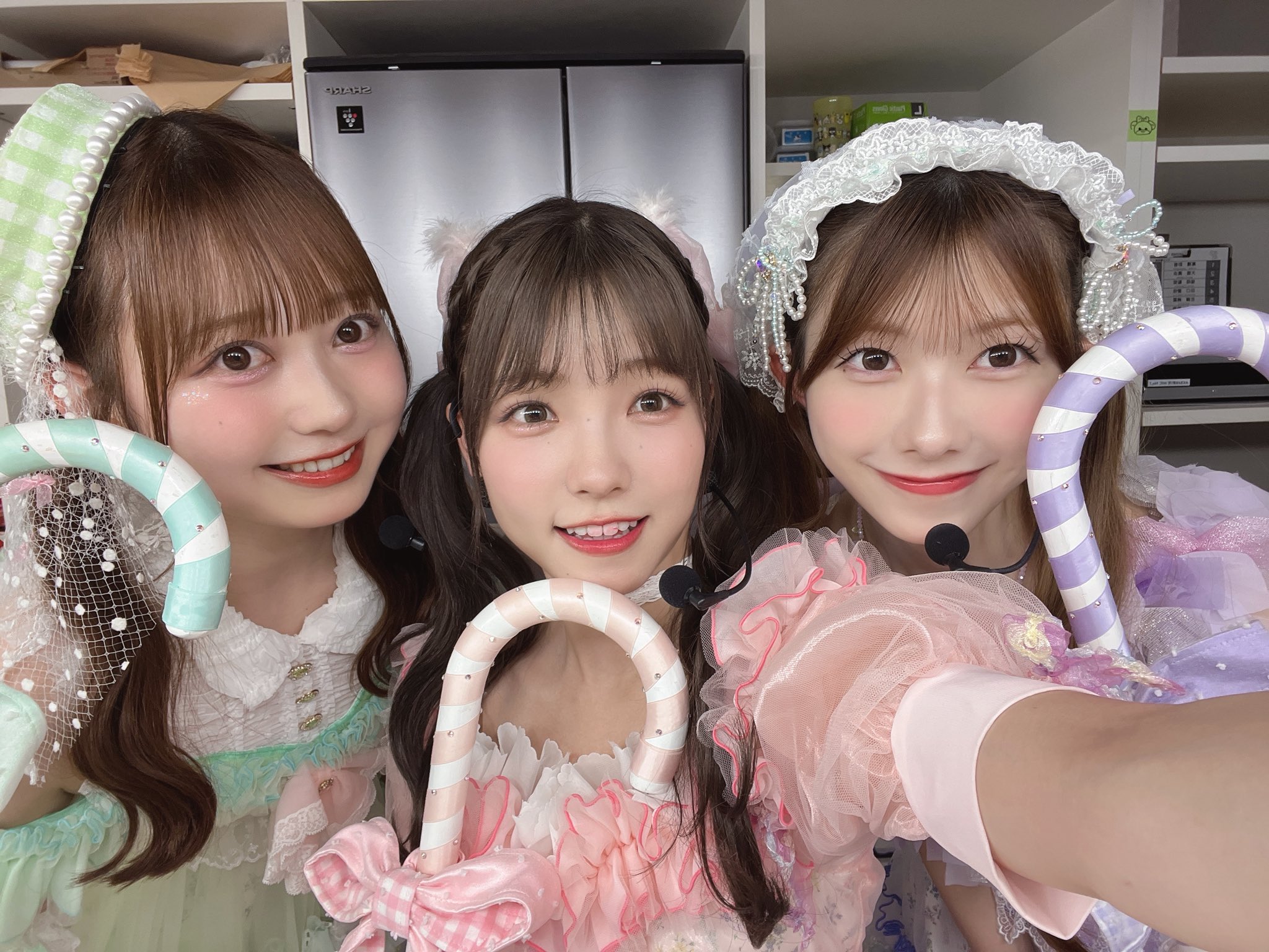 高橋彩音 AKB48 春コンSPECIAL くじ 直筆 サイン入り うちわ