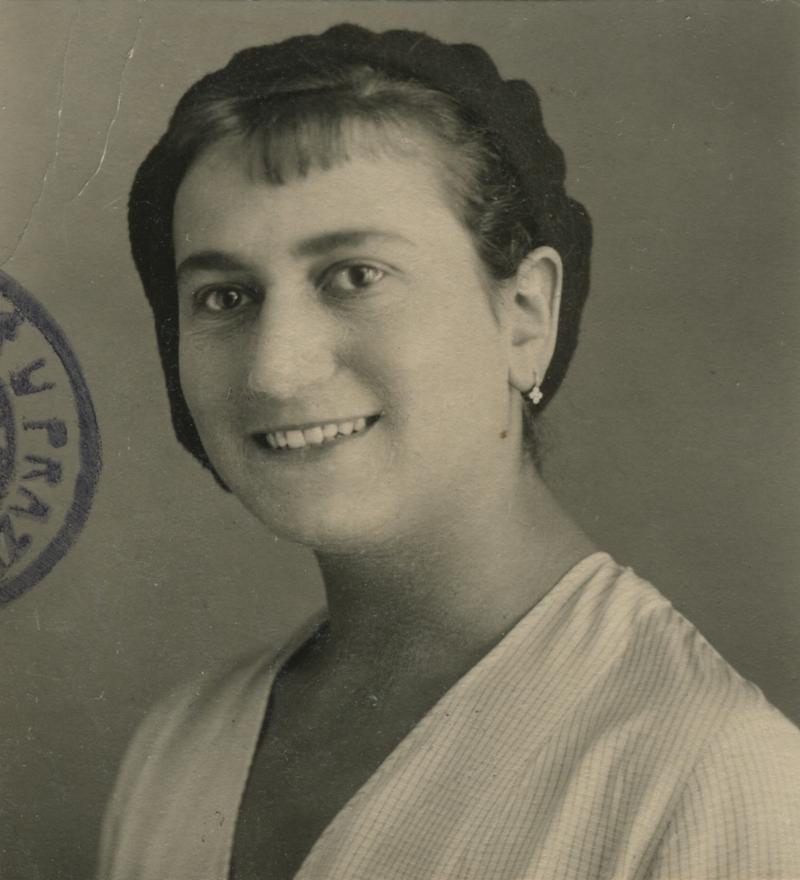 27 June 1909 | Czech Jewish woman, Františka Leknerová, was born in Prague.

She was deported to #Auschwitz from #Theresienstadt ghetto on 18 December 1943. She did not survive.
