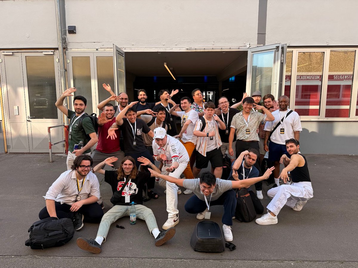 tkn_Sparta's tweet image. Second year of attending Hessen Crash in Franfkurt was 🔥. Met up with my German friends and made some new ones!
Happy with my result, placing alongside my homies in 9th place. The event and venue was even better this time, shoutout to @NFBSinJul and his team. See you next year!