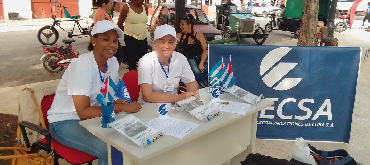 AHORA mismo en #CiegoDeÁvila #Cuba🇨🇺 ya estamos en #FeriaDeEmpleo.
#Etecsa presente.
#LatirAvileño ❤️