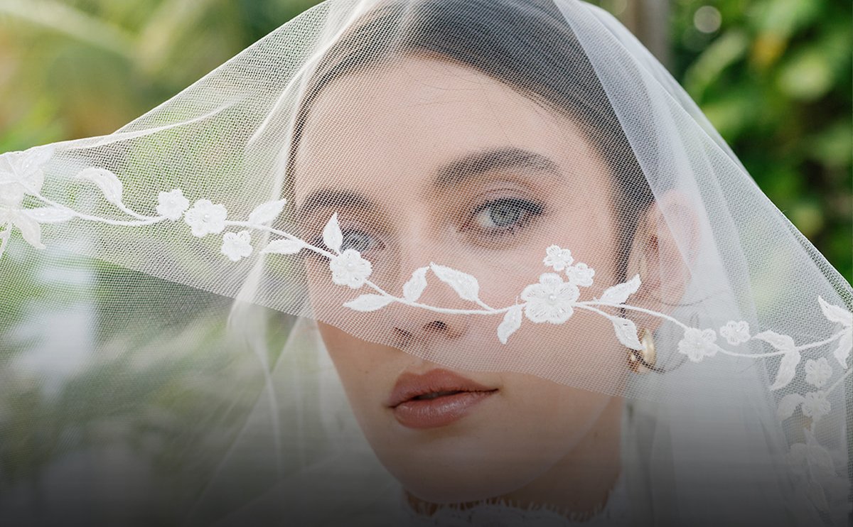 SouthernILNow's tweet image. Started in an apartment. Now she’s designing veils for Kleinfeld.
Mt. Vernon’s own Toni Federici turned vision into a national brand—one stitch at a time. ✨
#MakeItInIllinois #BridalFashion #SINow #ToniFederici