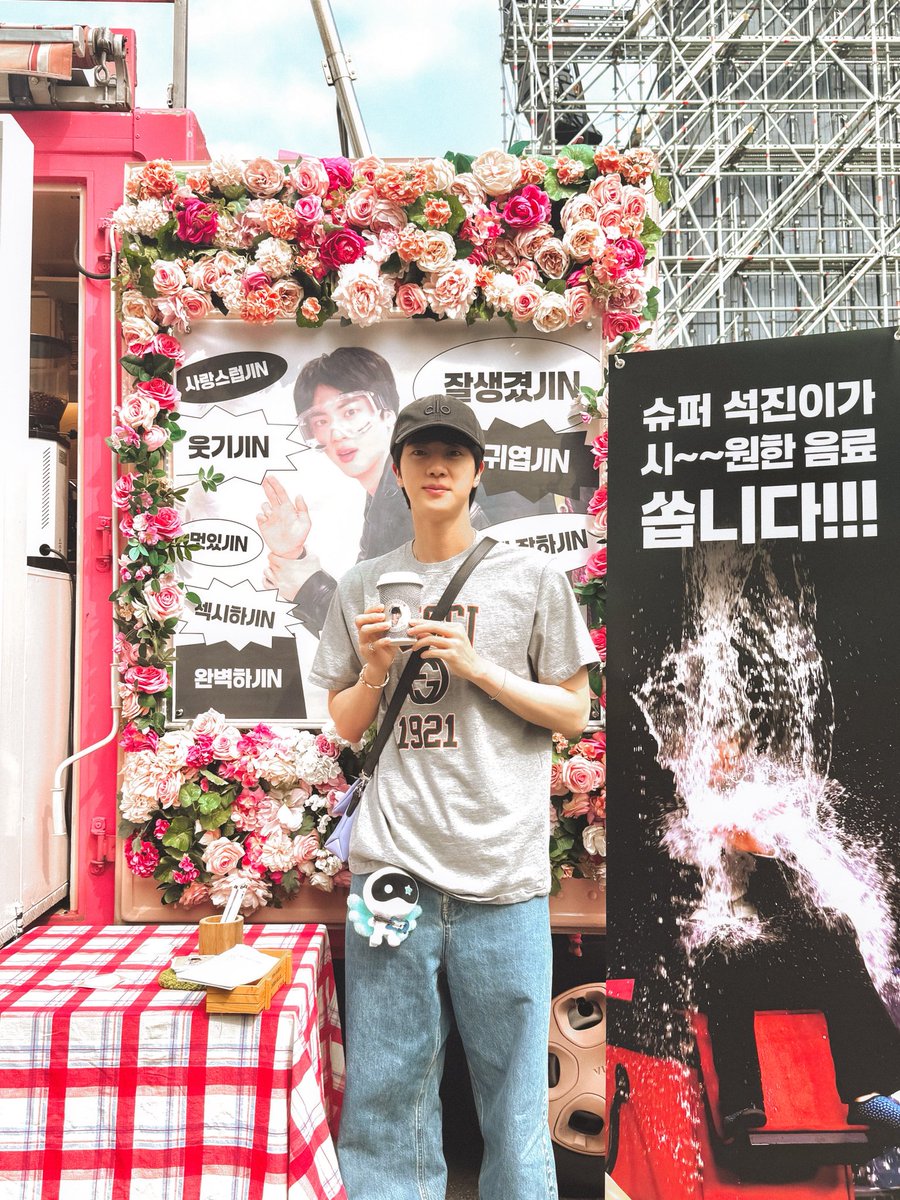 filmsforjin's tweet photo. RUN SEOKJIN TOUR STARTS TOMORROW 🥹🫶🏼 https://t.co/EFIrETp357