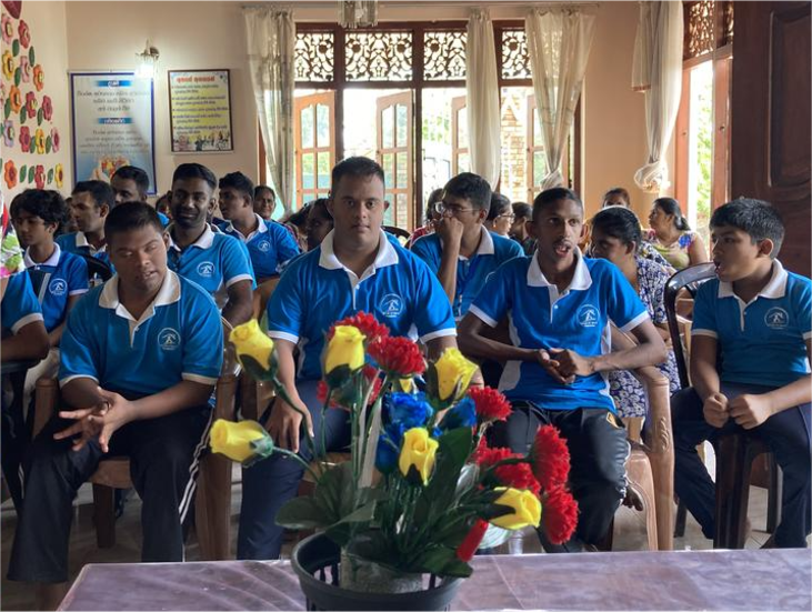 FundacionGE's tweet photo. 🏠✨ En el corazón de Sri Lanka, House of Mercy es un centro de día que brinda oportunidades reales a personas con discapacidad intelectual provenientes de familias vulnerables.
Gracias por hacer posible nuestros proyectos, pequeños pero que se hagan. 🧡
#Houseofmercy https://t.co/E2TeAj8UXY