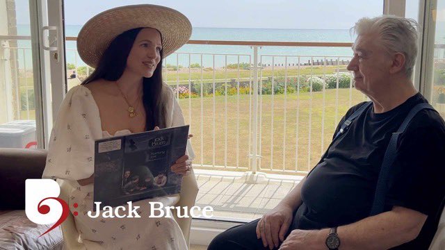 jackbrucemusic's tweet image. To celebrate the reissue of Jack Bruce’s classic 1971 album ‘Harmony Row’, Jack’s daughter @ArubaRed visited with prolific guitarist Chris Spedding on Wednesday to interview him about the record. The interview will premiere on Jack’s YouTube channel today at 4pm UK time! 

🔔…