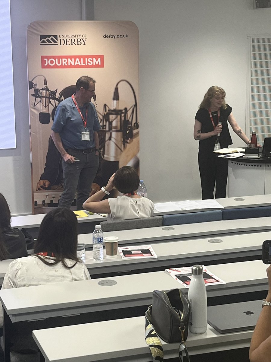 TheAJEUK's tweet image. Juliet Nottingham of Goldsmiths and Peter Lansley of Derby University on the underrepresention of women in sports journalism. Female graduates are struggling to get into the industry. #AJE25