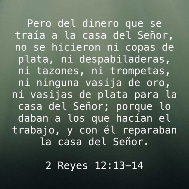 Una sabia administración financiera considera siempre una ofrenda para el sostenimiento del lugar de reunión y para quienes trabajan y viven del Evangelio

Una sabia administración financiera reconoce q todo lo que recibimos viene de Dios y damos ofrenda en agradecimiento a Dios