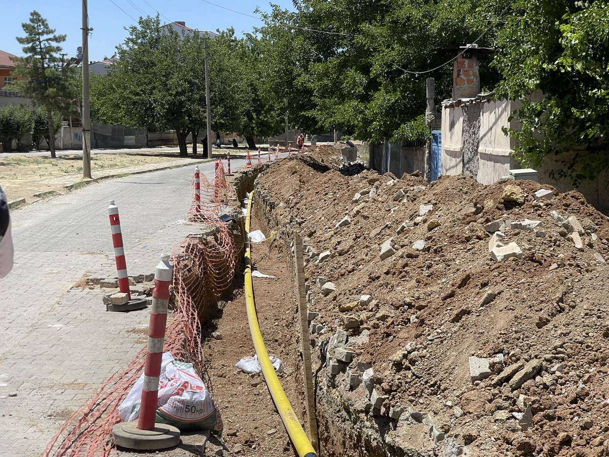 2019 YILINDA ASFALT PLENT TESİSİMİZİ TALEPTE BULUNMUŞTUM, 2025 YILINDA HİZMETE ALMAK YİNE BİZE NASİP OLDU ÇOK ŞÜKÜR 

2019 yılında Elazığ Belediye Başkanımız Sayın Şahin Şerifoğulları’ndan ilçemiz adına hibe olarak talepte bulunduğum asfalt plent tesisinin doğalgaz ana boru