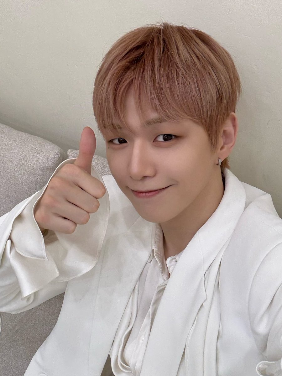 강다니엘(KANGDANIEL) tweet media