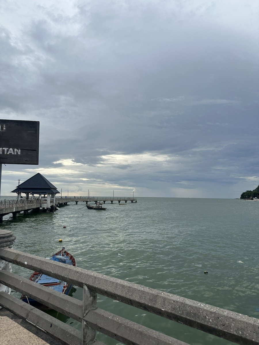 เอาทะเลมาฝากครับ เมื่อวานไปซ้อมแข่งมา 🌊