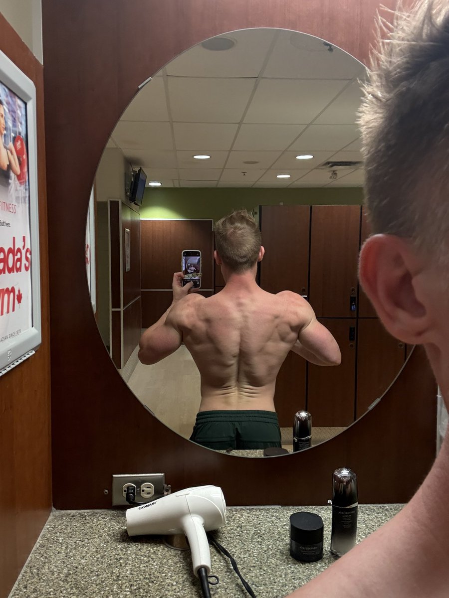 jbfit01's tweet photo. Morning all 😇
Weights unchanged lean af still.. more work ahead to further cut.

https://t.co/MnQ7ltmJSi

#model #fitmodel #fitnessmodel #nudemodel #fitness #bodygoals #jbfit1 #malemodel #fitnessmotivation #paypig #findom #god #money #brat #worship #ContentCreation https://t.co/8qdk2zipt8