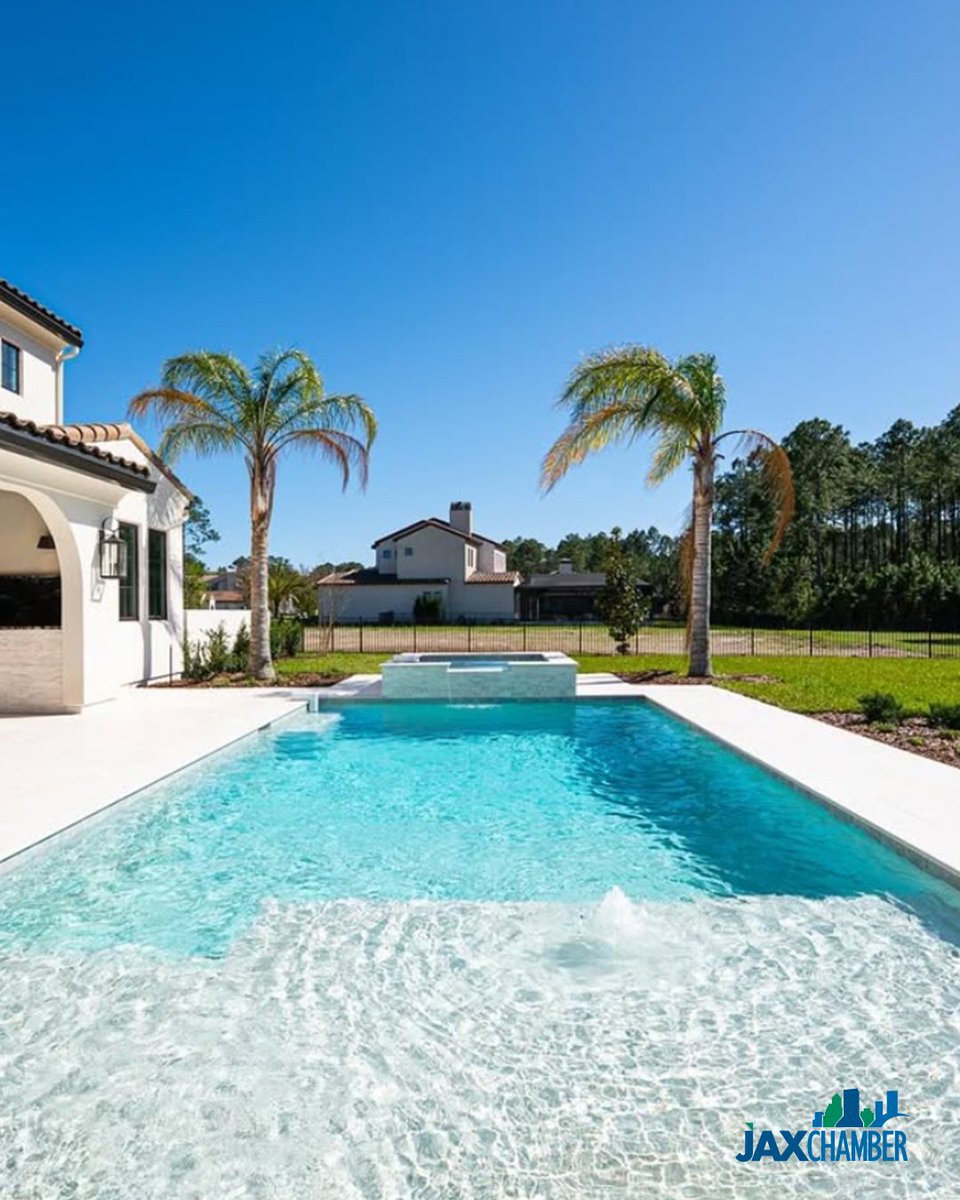 JAXChamber's tweet image. Imagine stepping outside to this every single day. Morning coffee by the pool ☕ Afternoons with the breeze rolling through the patio. Evenings winding down under the stars. Great homes aren't just to look beautiful -- They're built for the moments that make life feel…
