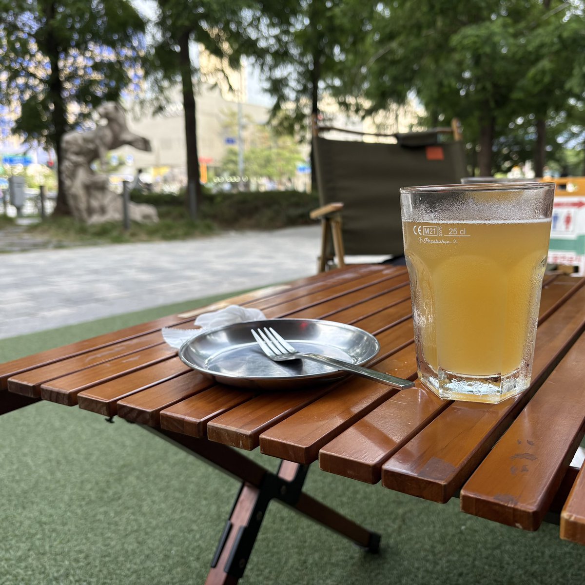 야외에서 피맥하기 넘 좋은 날씨 캬