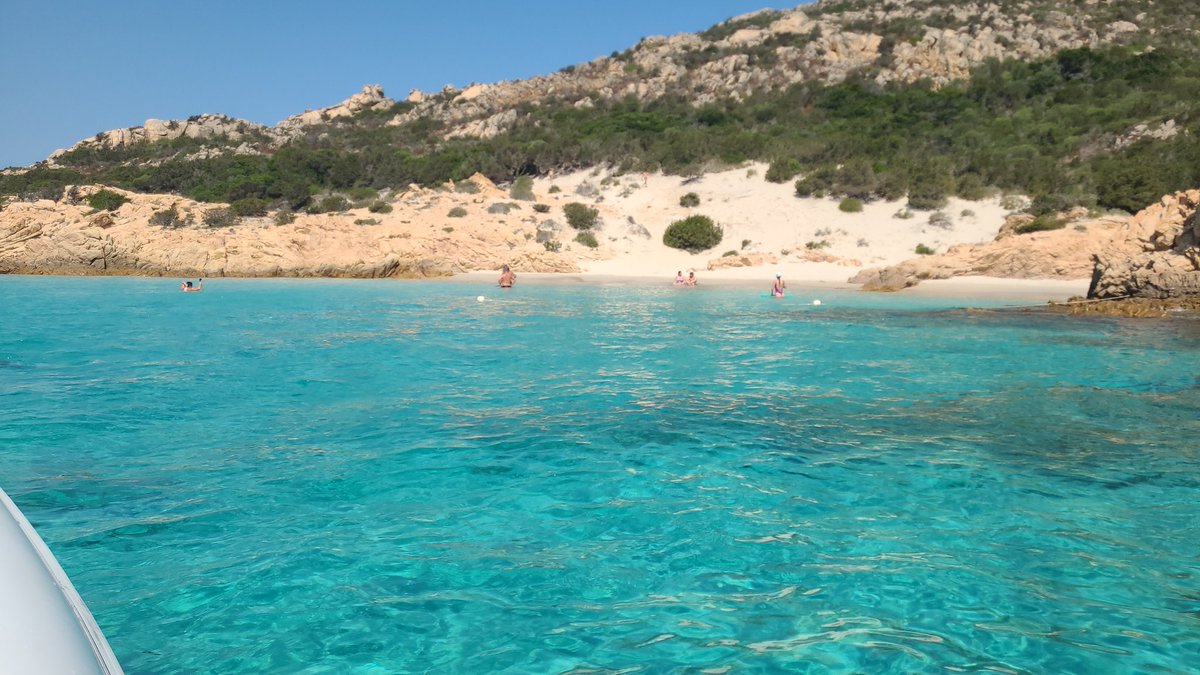 pierlugrasso74's tweet image. I colori di cala Soraya. 
#Spargi.