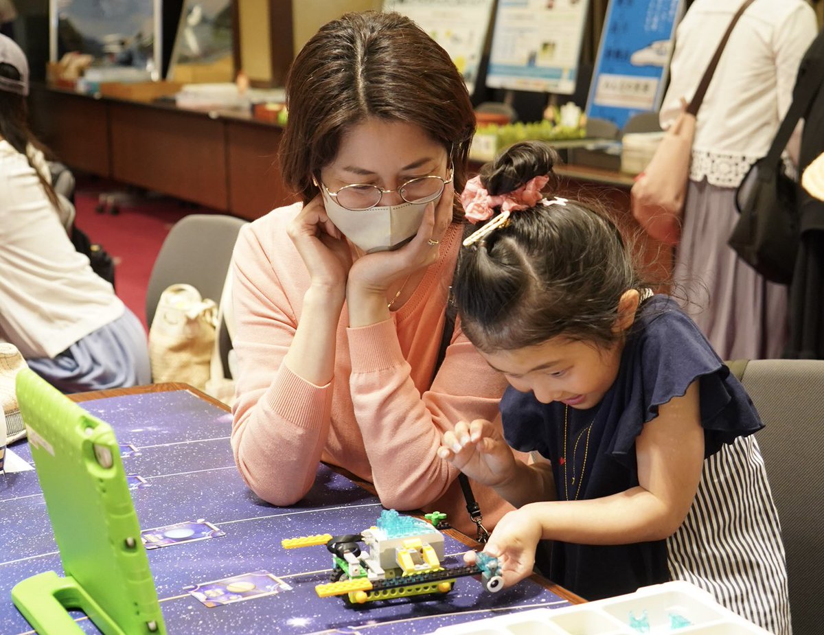 ☀️夏休みプログラミングイベント☀️第1弾‼️

📅7月22日(火)

📍神奈川県の最新施設「ロボット企業交流拠点 ロボリンク」@藤沢駅徒歩2分

😊大人気のレゴ®︎ロボットプログラミング教材

🚀太陽系の惑星探索🚀を体験できる特別講座

🈸詳細・参加申し込みは⬇️
peatix.com/event/4461460