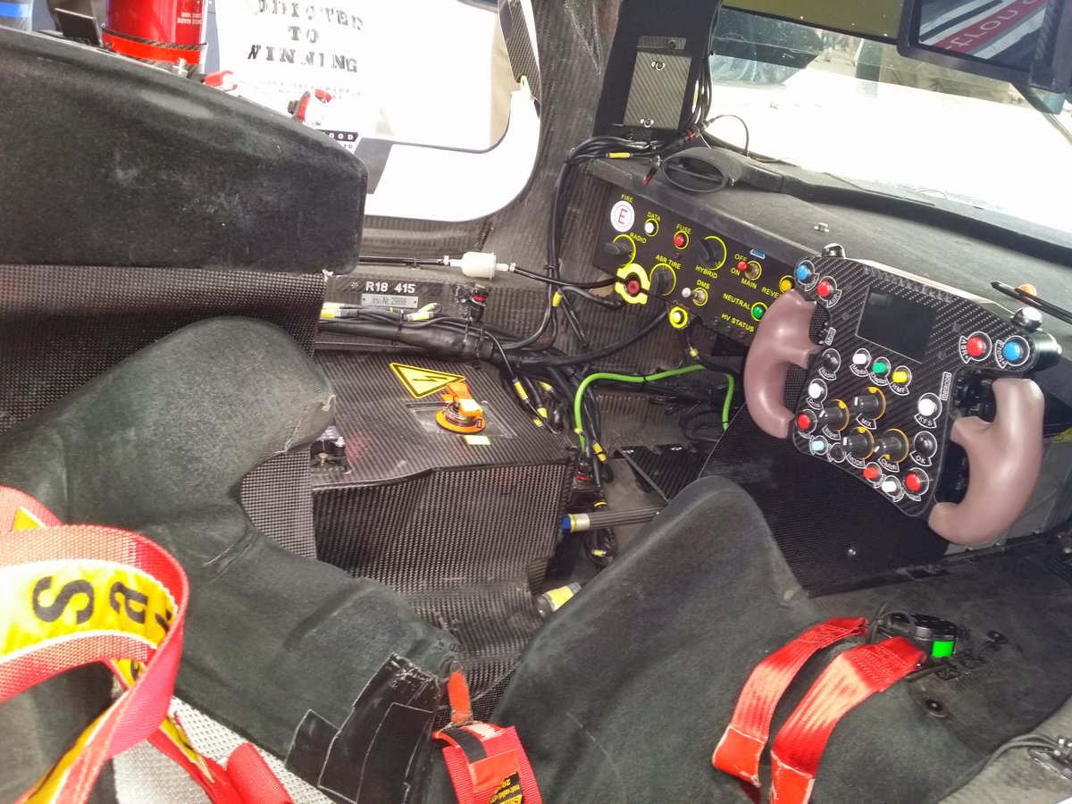 ScarbsTech's tweet photo. View inside a Le Mans winner...
( pics @fosgoodwood )
#WECtech https://t.co/6OKG40EkJe