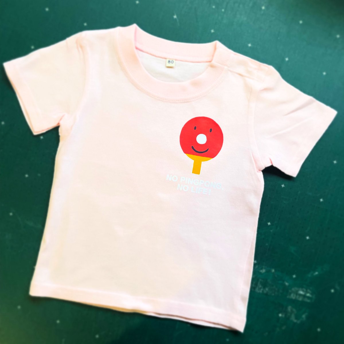 ベビーTシャツは、かわいいですね。