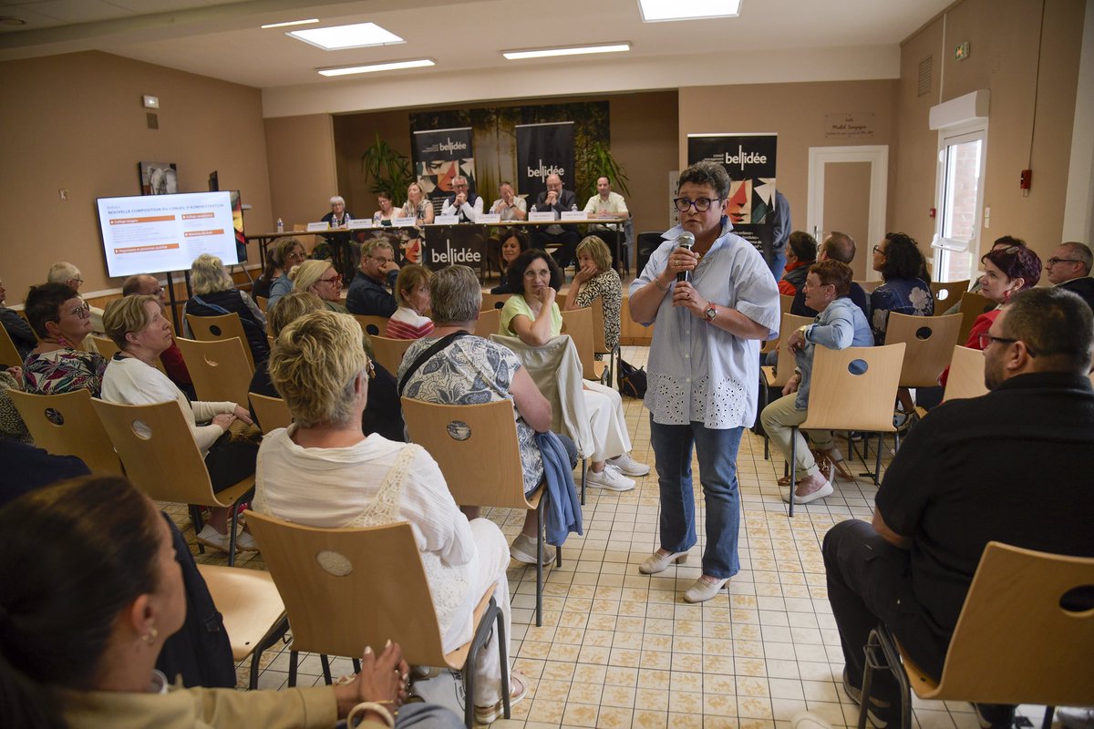 bellideeconseil's tweet photo. 📢 Ce Jeudi 26 juin, les adhérents, partenaires et salariés de l’association étaient réunis pour leur Assemblée Générale annuelle. 🙂

#bellidee #maisondequartierostrohove #maisondequartiermarlborough #maisondequartiercentre #assembleegenerale #saintmartinboulogne https://t.co/LqiomkkWP4