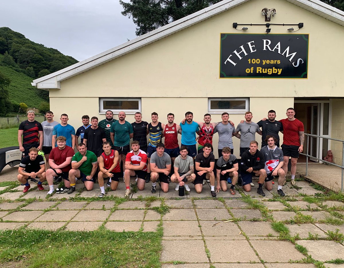 Cross Keys RFC (@crosskeysrfc) on Twitter photo ๐ง๐๐๐ก๐ ๐ฌ๐ข๐จ
First week in the bank. Great numbers from all involved and fantastic to see so many new faces ahead of the new season.
Massive thanks to all at <a href="/HafodyrynysRFC/">HafodyrynysRFC</a> for their incredible hospitality. Best of luck to them for their season ahead.
#UpTheKeys ๐๏ธ ๐ง๐๐๐ก๐ ๐ฌ๐ข๐จ
First week in the bank. Great numbers from all involved and fantastic to see so many new faces ahead of the new season.
Massive thanks to all at <a href="/HafodyrynysRFC/">HafodyrynysRFC</a> for their incredible hospitality. Best of luck to them for their season ahead.
#UpTheKeys ๐๏ธ