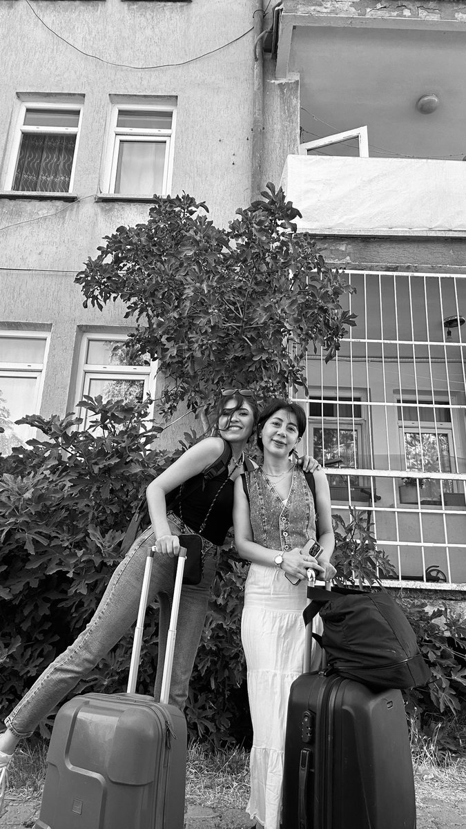 Yesimmblt_'s tweet photo. Ceku balım gidelim🌸
Topla valizleri Diyarbakır’ da bize ayrılan sürenin sonuna geldik. Işıltılı kapanış✨
@aysunhavvaa06 https://t.co/9Ln0oQeECW
