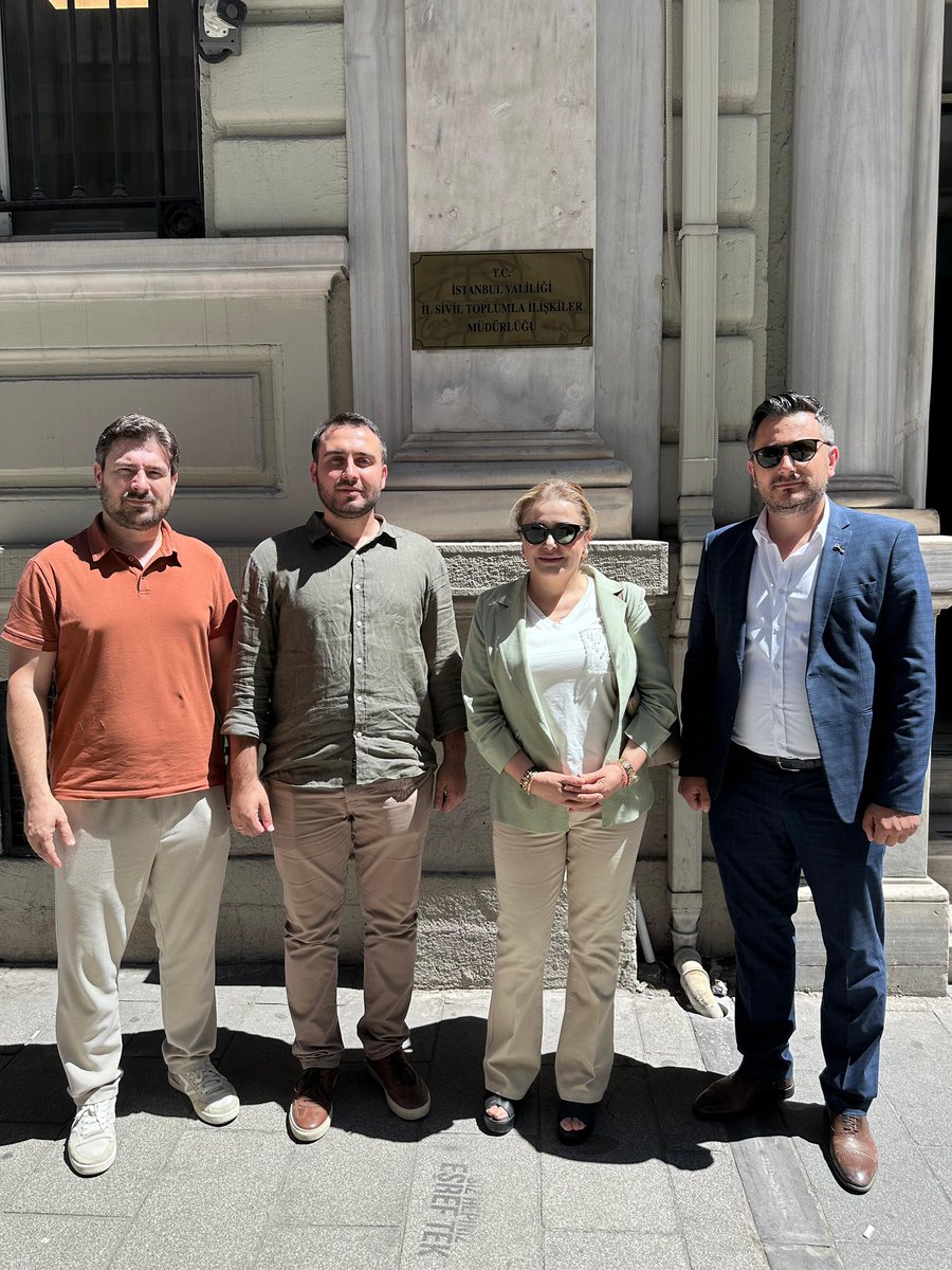 Anahtar Parti Maltepe İlçe Başkanlığı resmen kuruldu.

Maltepe’mize, İstanbul’umuza ve ülkemize hayırlı olsun. Yeni bir siyaset dili, güçlü bir kadro ve kararlı adımlarla geliyoruz.

Sorunlara kilit, çözüme anahtar.

#AnahtarParti #Maltepe #Aparti #YavuzAğıralioğlu