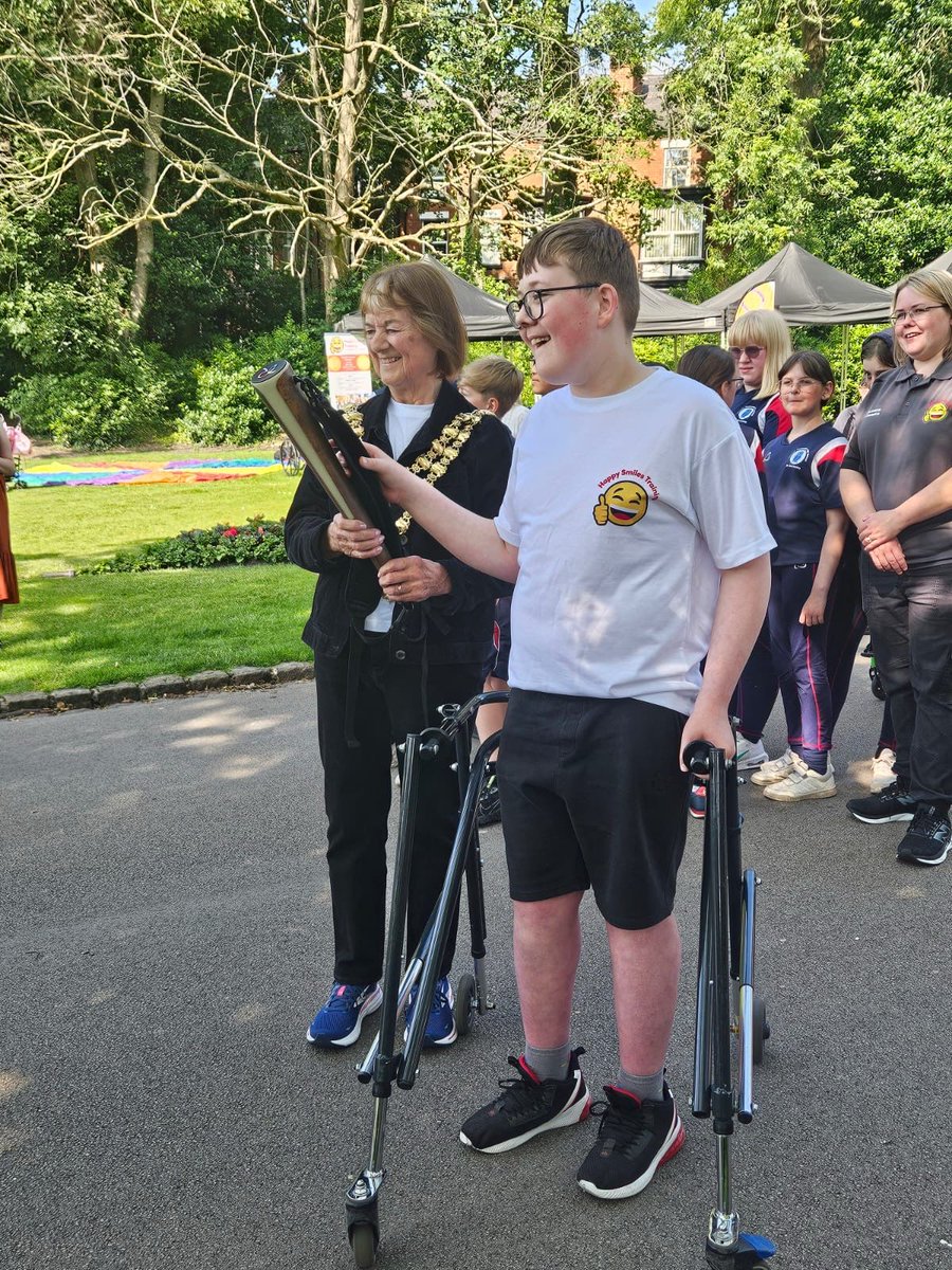 happysmilescic's tweet photo. Huge well done to Alfie for proudly representing us at #RelayYourWay in Mesnes Park with Mayor Cllr Jenny Bullen π Inspiring 2 days of #DisabilityInclusion across Wigan! π
π https://t.co/Il3A0YIBnp
#DisabledLed #DisabledPeople https://t.co/85uiAhqxFF
